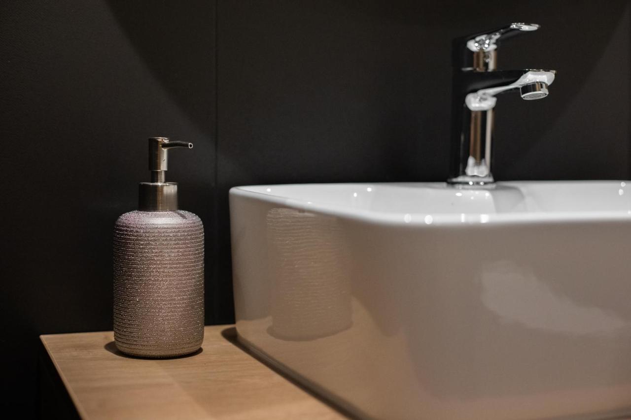 Ivmalu Apartments Tučepi エクステリア 写真