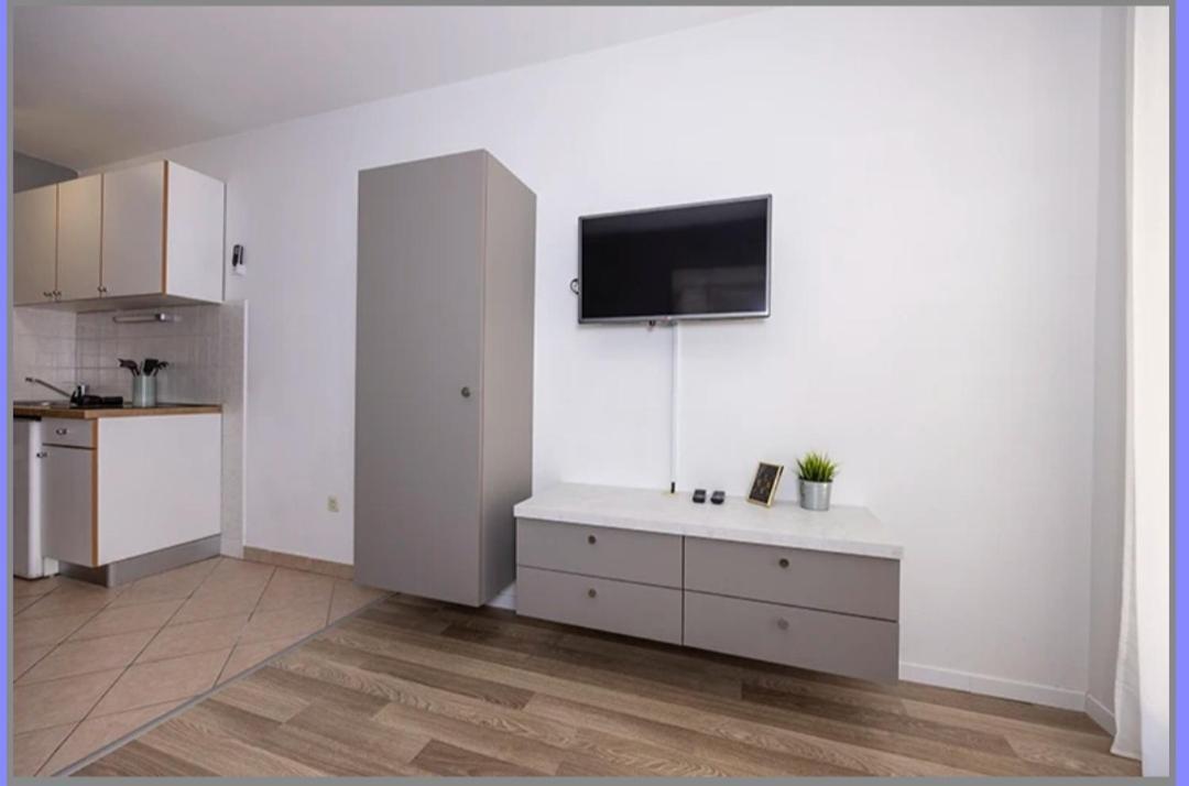 Ivmalu Apartments Tučepi エクステリア 写真