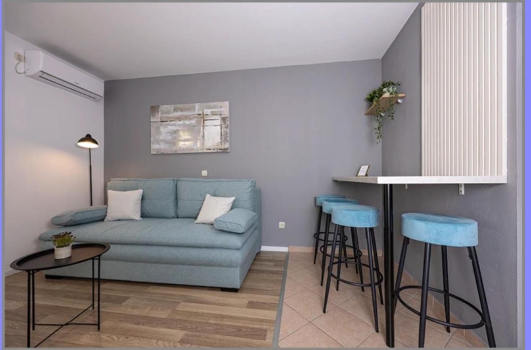 Ivmalu Apartments Tučepi エクステリア 写真