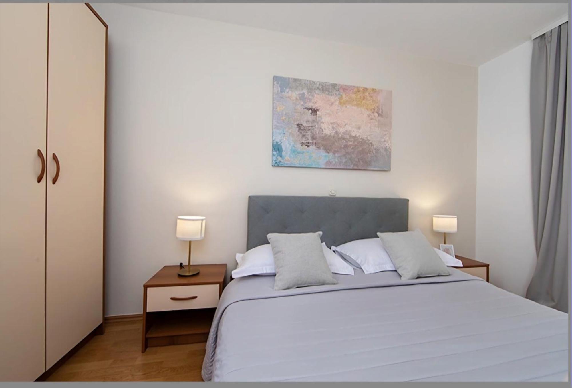 Ivmalu Apartments Tučepi エクステリア 写真